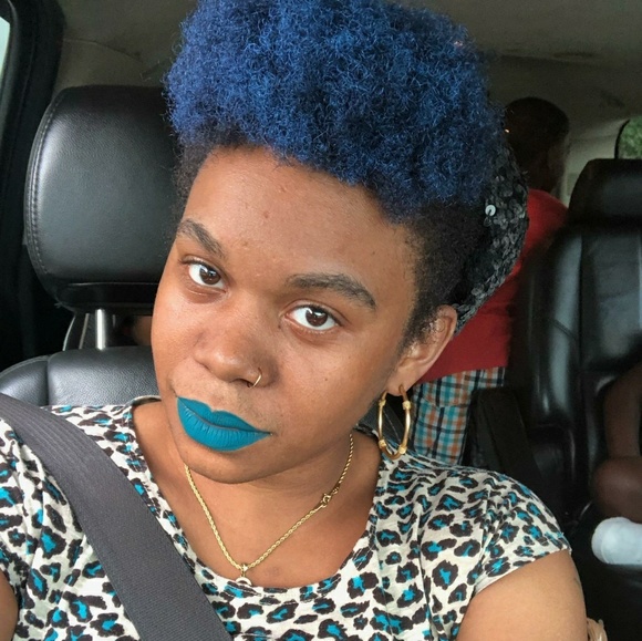 Uniquely beautiful pre-loved items - Picture 1 of 1